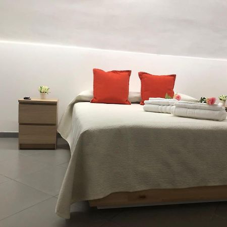 Il Porto Sicuro Apartment Бари Екстериор снимка
