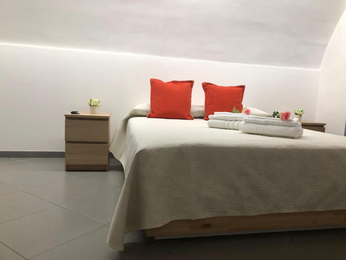 Il Porto Sicuro Apartment Бари Екстериор снимка