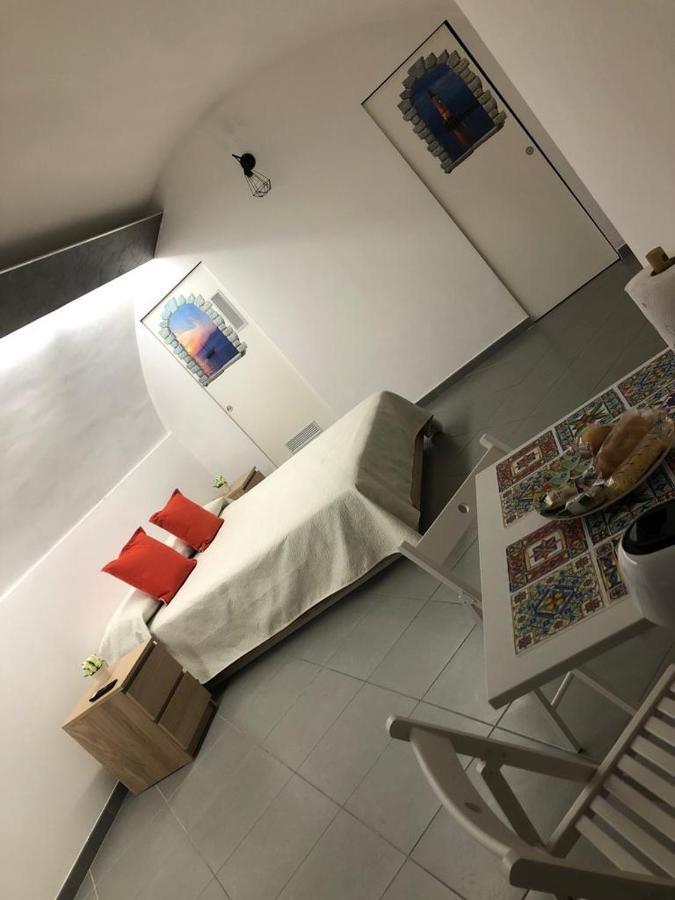 Il Porto Sicuro Apartment Бари Екстериор снимка