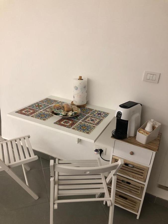 Il Porto Sicuro Apartment Бари Екстериор снимка